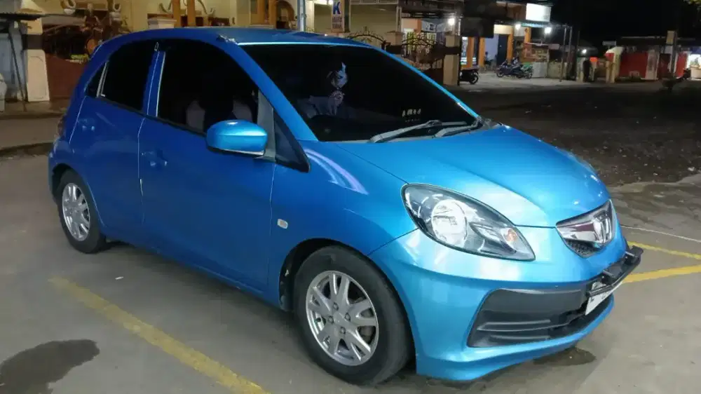 Di jual cepet Brio tahun 2012