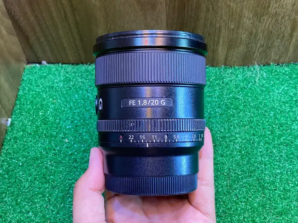 Lensa Sony FE 40mm F1.8