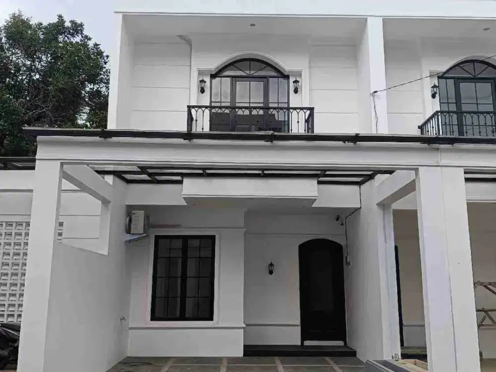 RUMAH BARU LOKASI STRATEGIS DI LEBAK BULUS JAKARTA SELATAN