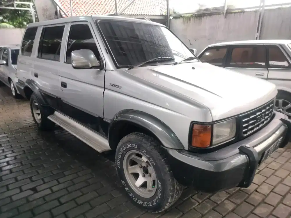 Isuzu panther sporty 2.5cc