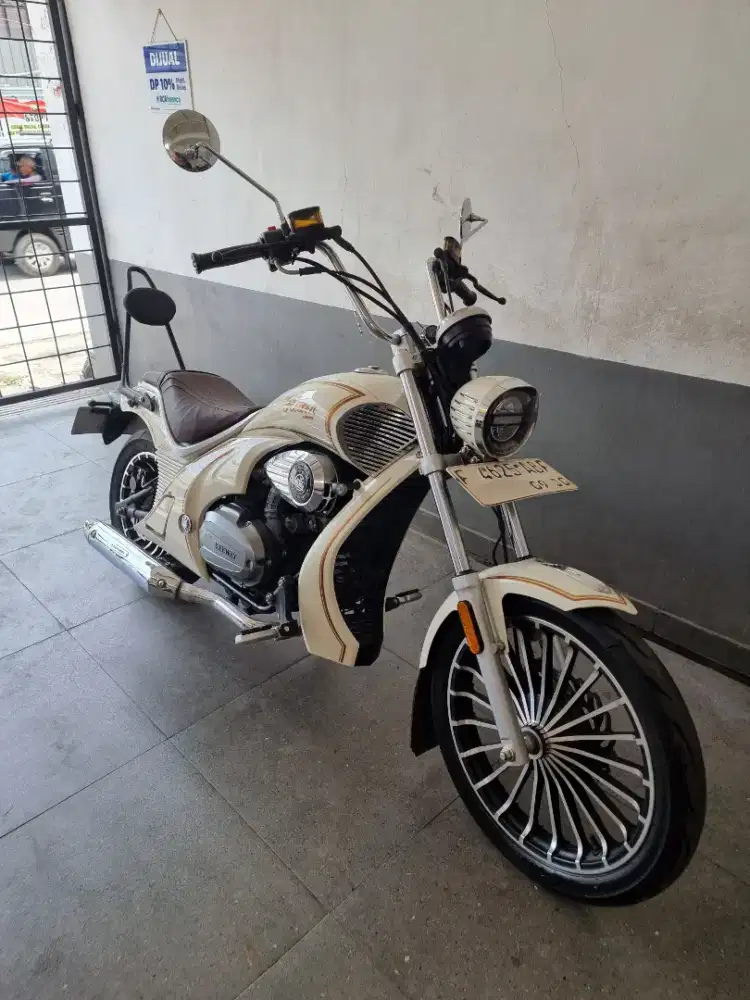 Keeway Gleiten 125 Matic Cruiser LED Fi Antikkk 2025 bln 9