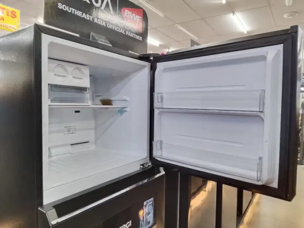 CICILAN KULKAS AQUA PAKAI HOME CREDIT