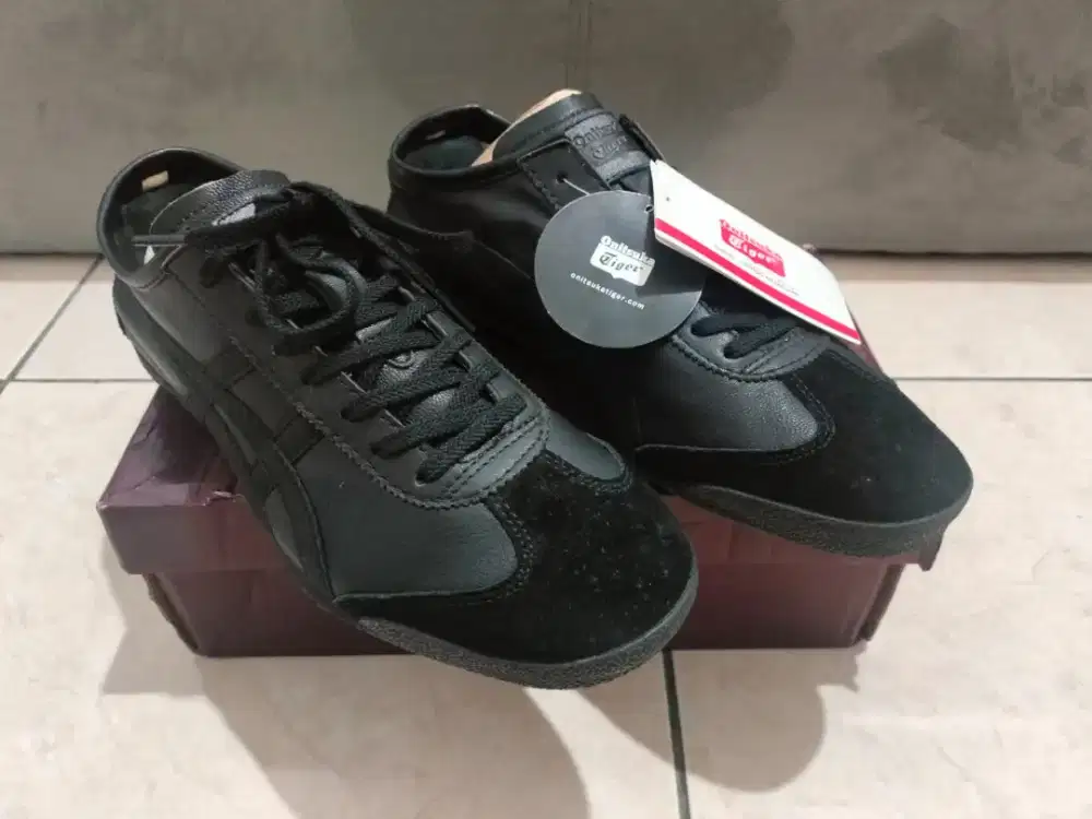 Onisutka Tiger Mexico 66 Deluxe Black Leather Japan