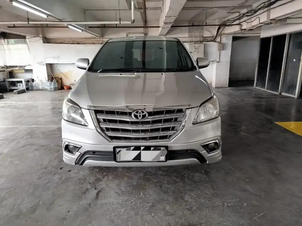 Kijang innova V 2006