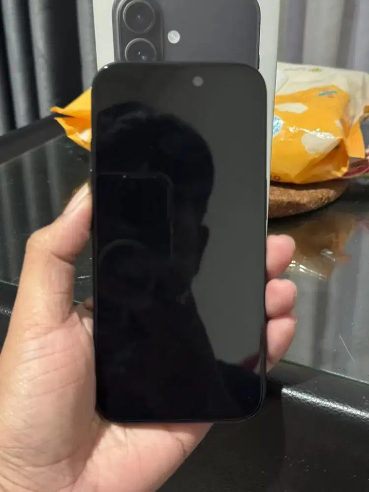 Iphone 16 Basic Black, 128GB
