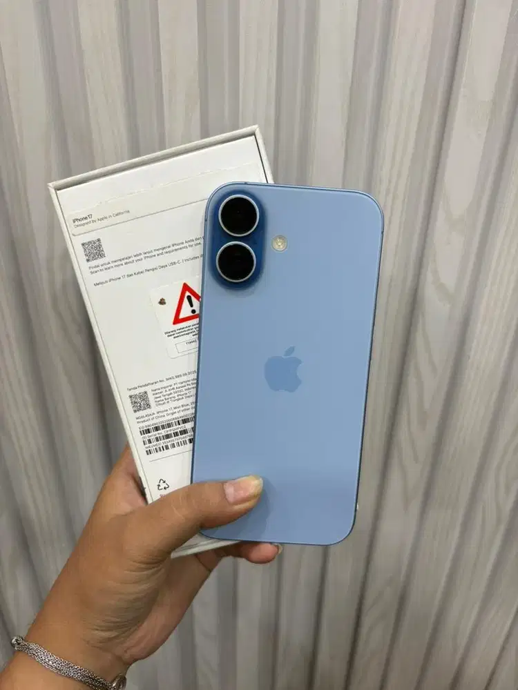 iPhone 17 256GB iBox