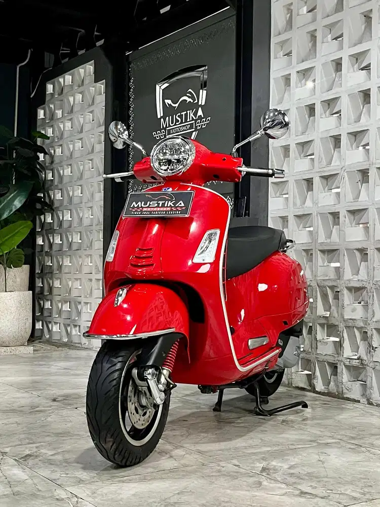 Stok Terbatas!!Vespa GTS 150 ABS th 2020 - Ayu Mustika