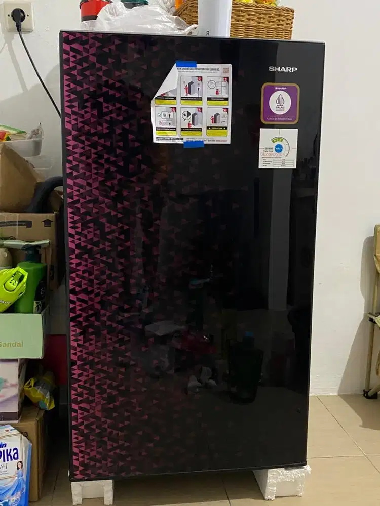 DIJUAL CEPAT KULKAS SHARP 1 PINTU 133 L