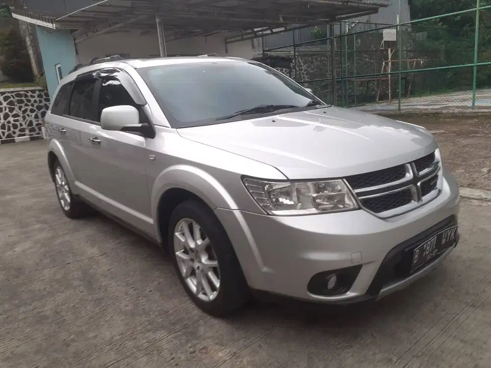Dodge journey SYT 2013 Silver 2014 Dodge Mobkas 2012 dijual Cepet Bu