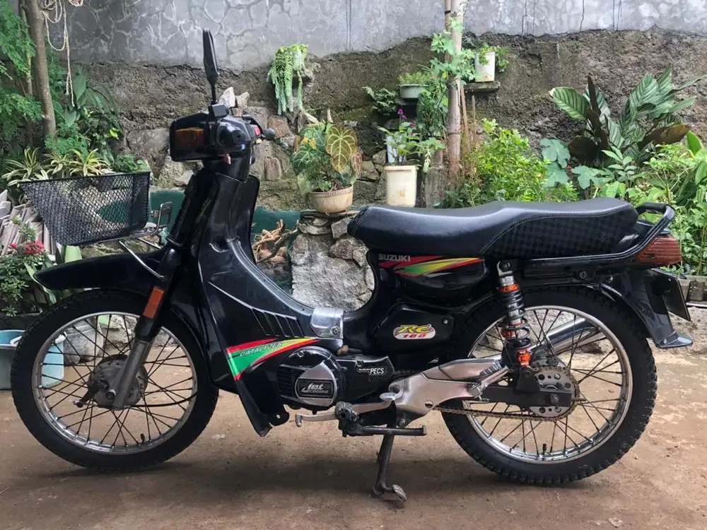 Suzuki RC100 Bravo 94