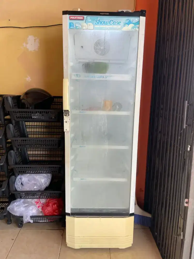 SHOWCASE JUMBO MERK POLYTRON