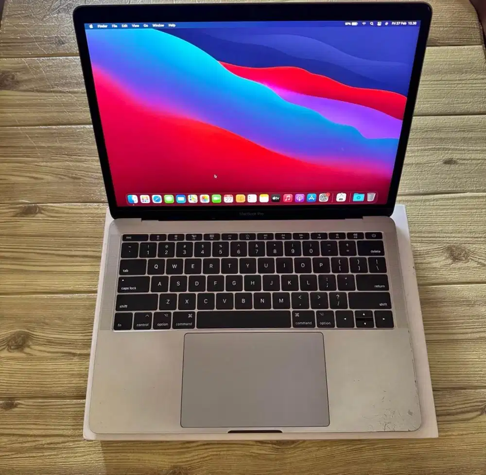 Macbook Pro RAM 8/256GB Intel i5 Fullset