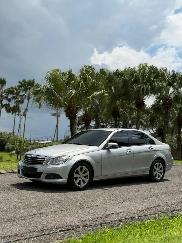 Mercedes Benz C200 1.8 CGI AT Facelift W204 2012