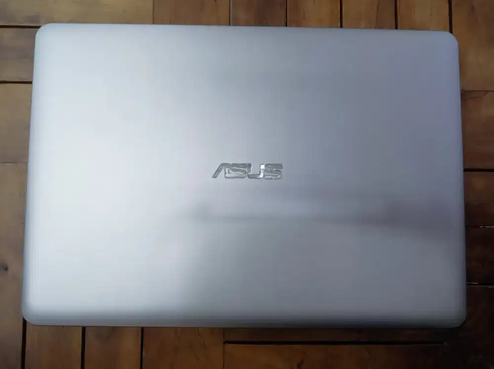Asus A442UF Laptop intel core i5 8250U Intel/HDD500Gb/Ram 8Gb/VGA 2Gb