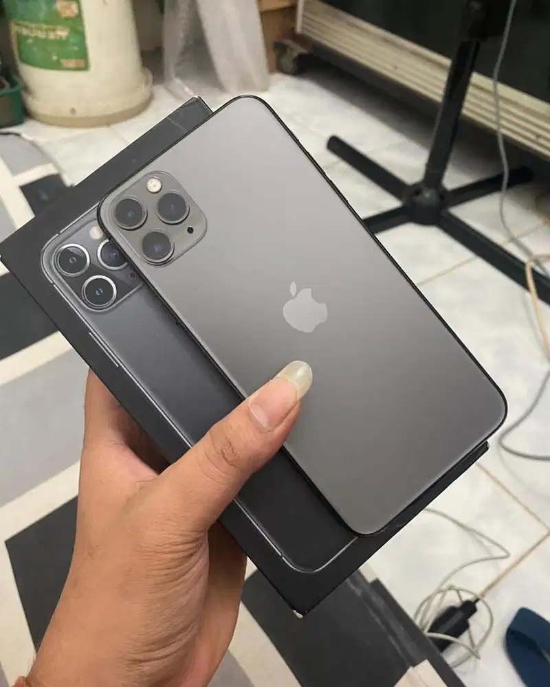 Iphone 11 pro max 64 gb