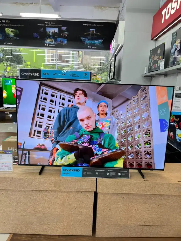 SAMSUNG 4K SMART TV 65 INCH