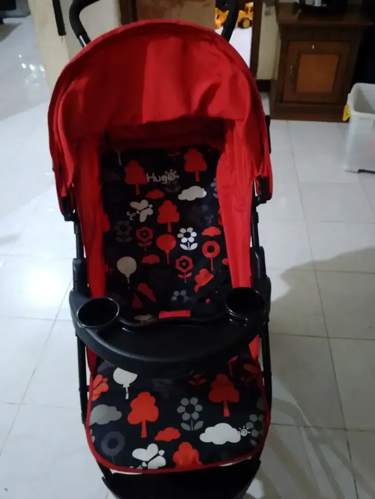 Stroller Hugo, Barang Mulus dan bagus di jual cepat