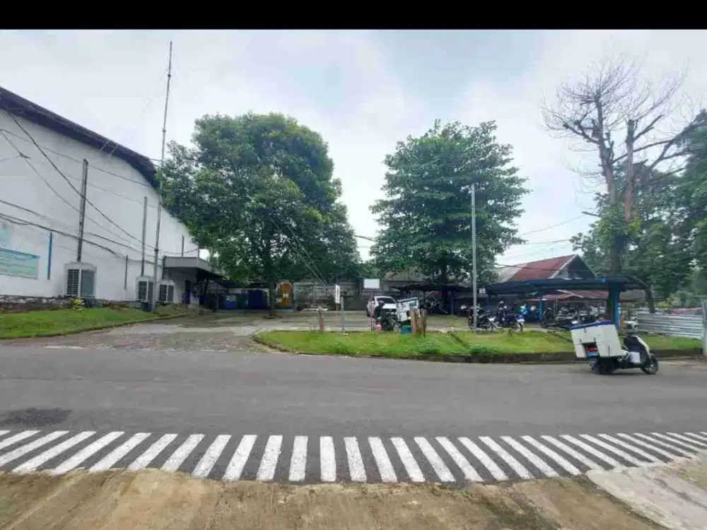 disewakan gudang dekat jalan raya