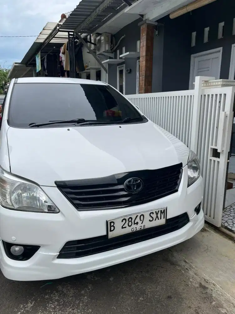 Jual kijang innova v AT