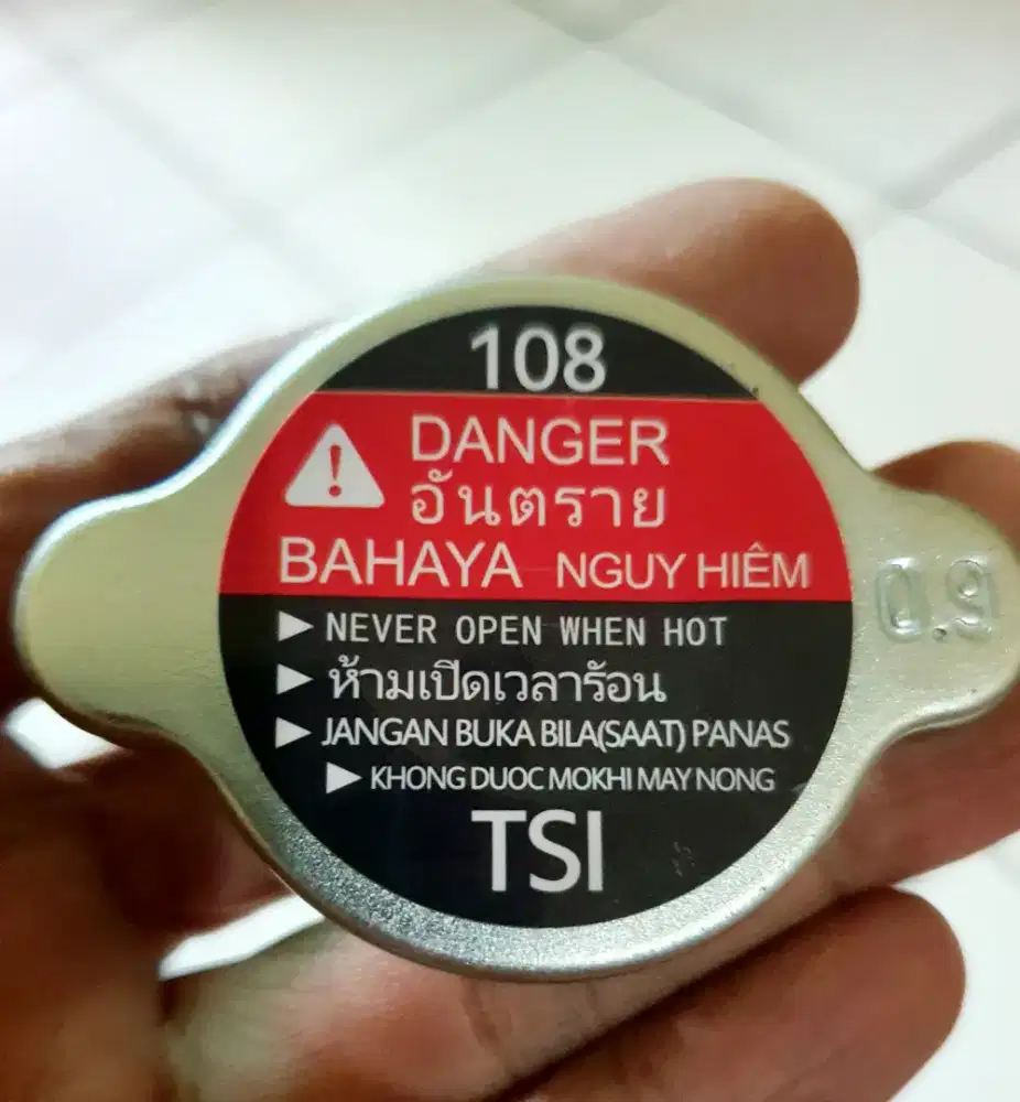 TUTUP RADIATOR VARIO 110,125 OLD, JUPITER MX
VIXION XEON GSX NMAX R15