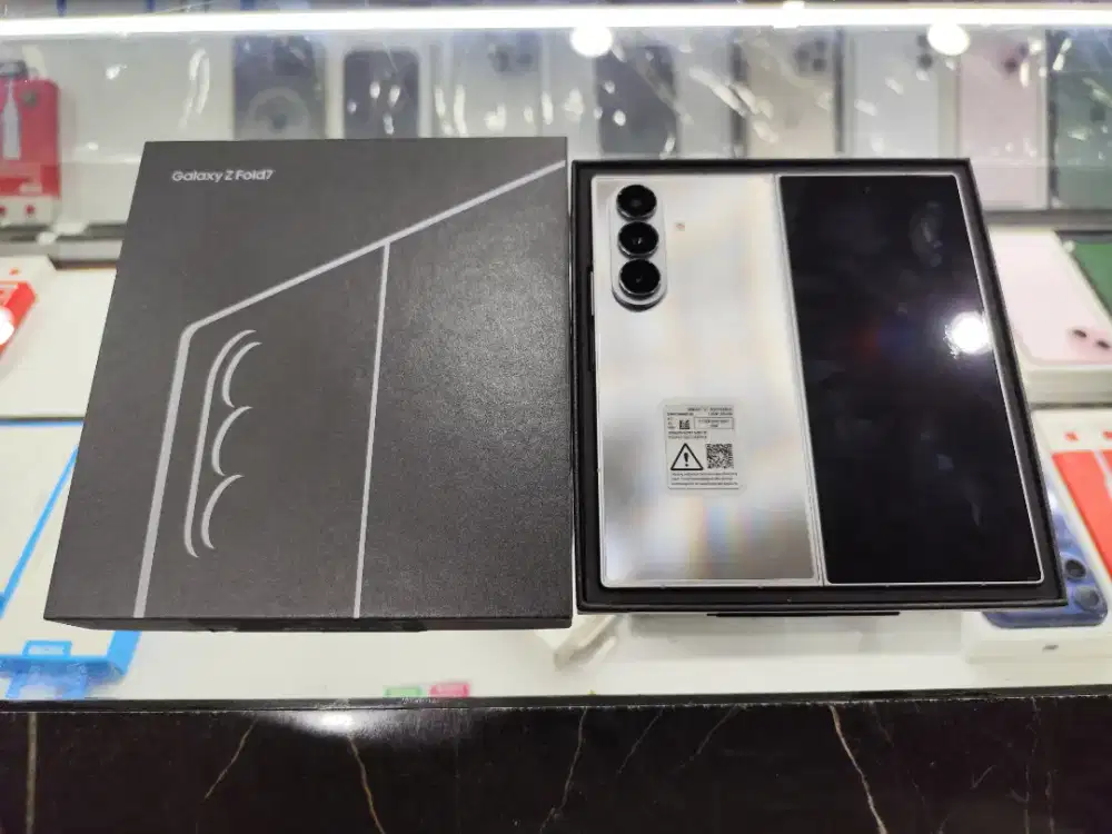 Samsung z fold 7 12/256gb sein