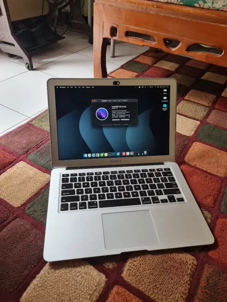 Macbook Air 13 inch 2015 8/256