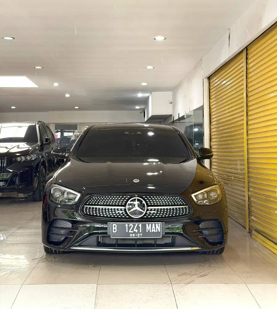 Mercedes E300 AMG 2022 March Automatic Hitam Metalik Vieta Motor