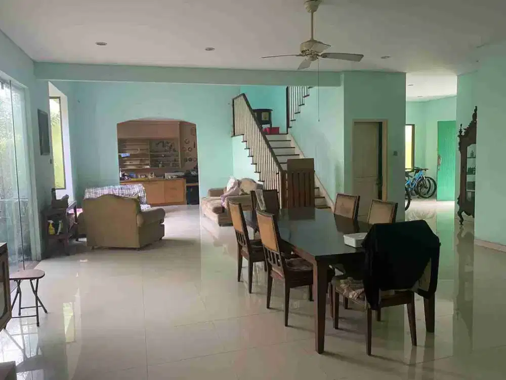 Dijual Cepat Harga Murah Rumah 450m2 di Kota Wisata Cibubur