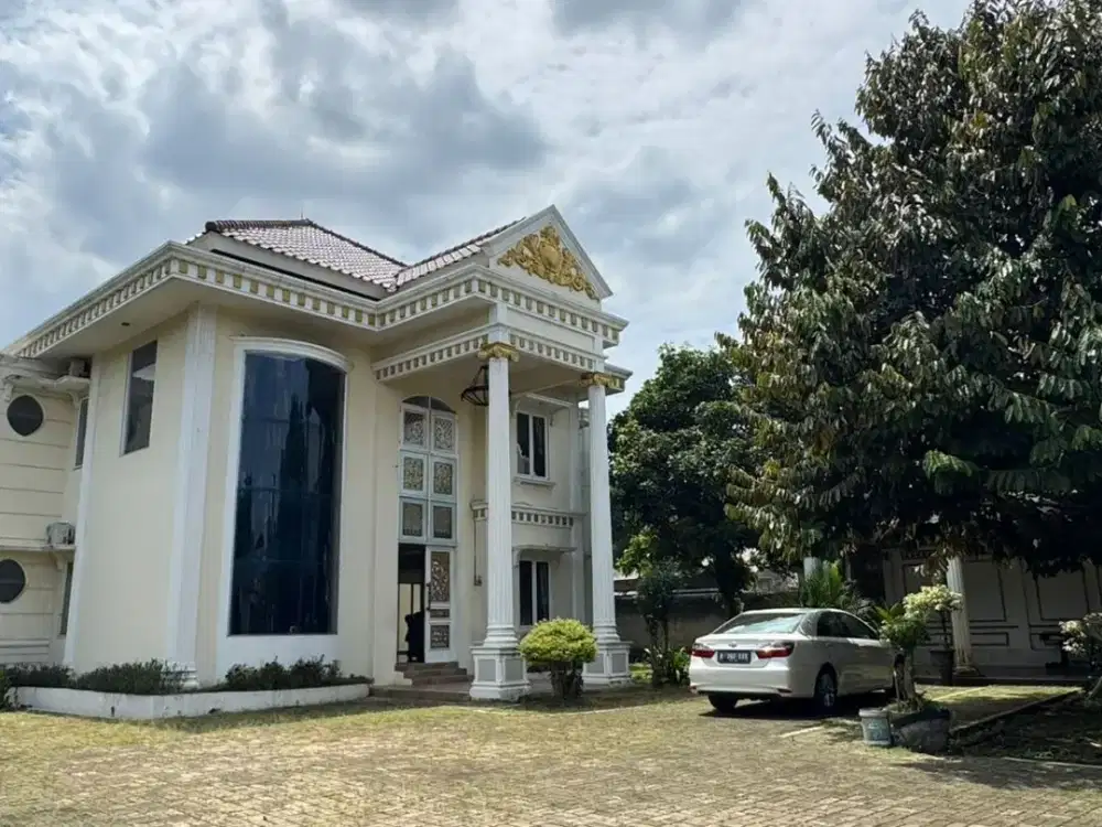 Jual cepat rumah beserta pekarangan yang luas lokasi di Lewinanggung, Tapos – Depok