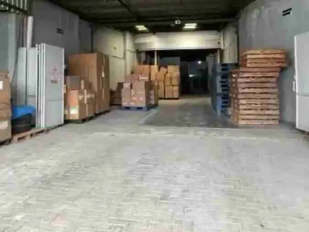 14.8jt/m Gudang Di RAYA KAPASARI Luas 1.100, dekat Kenjeran, perak, Kedung cowek, Kalianak, Merr, Ir Soekarno