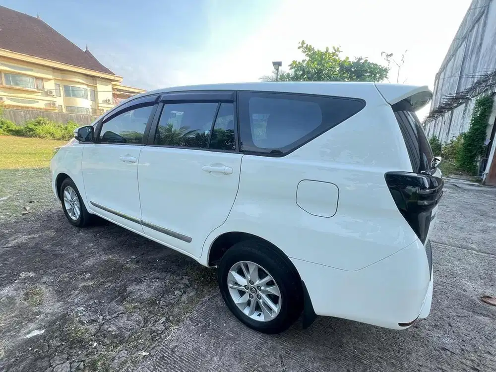 Toyota Innova Reborn 2.4 V Diesel Tangan 1 dari baru Istimewa