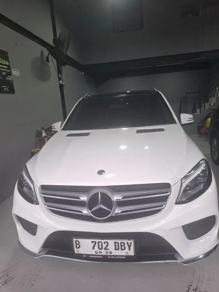 Mercedes-Benz GLE400 2018 Bensin