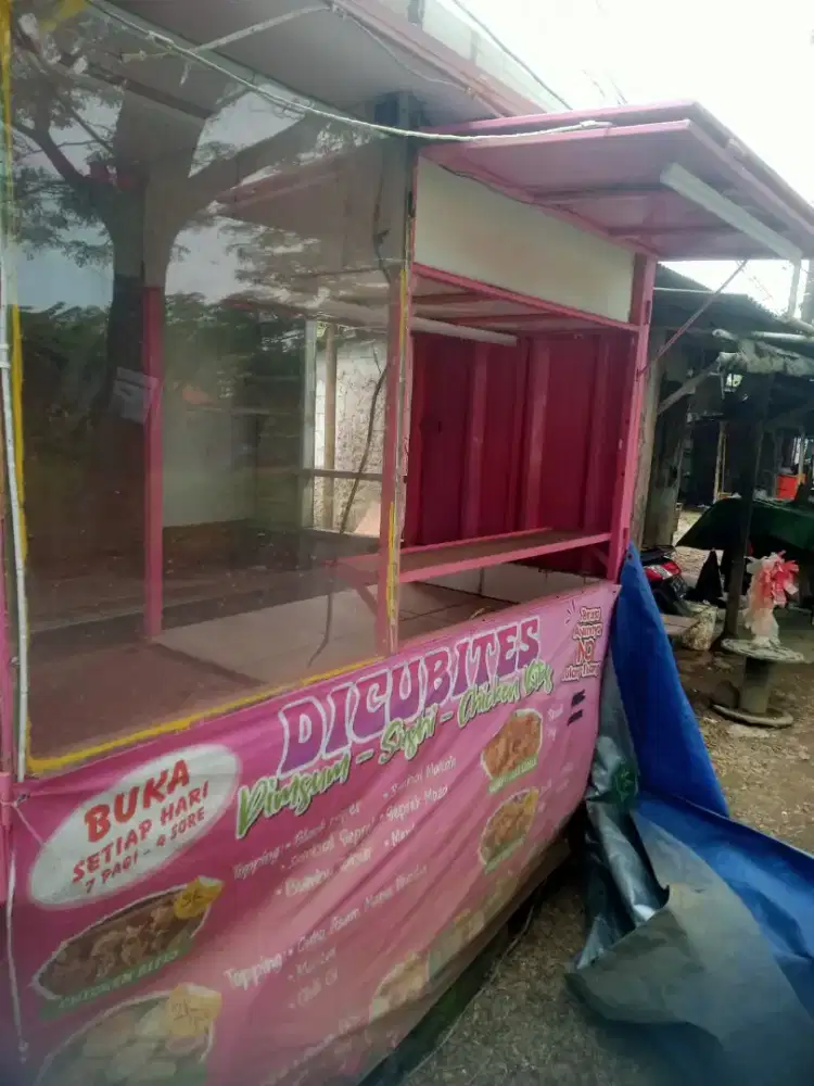 dijual gerobak+etalase+tabung gas+kompor