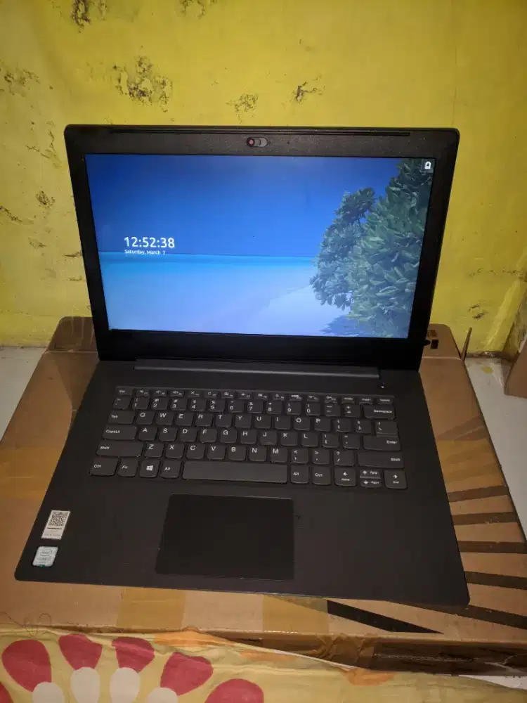Laptop Lenovo V130-14IKB G6