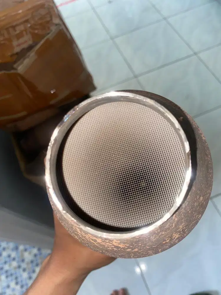 Katalis knalpot innova dan fortuner ori bekas copotan