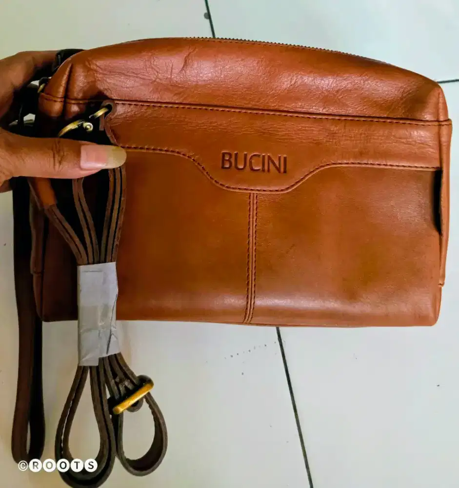 Tas kulit BUCINI
