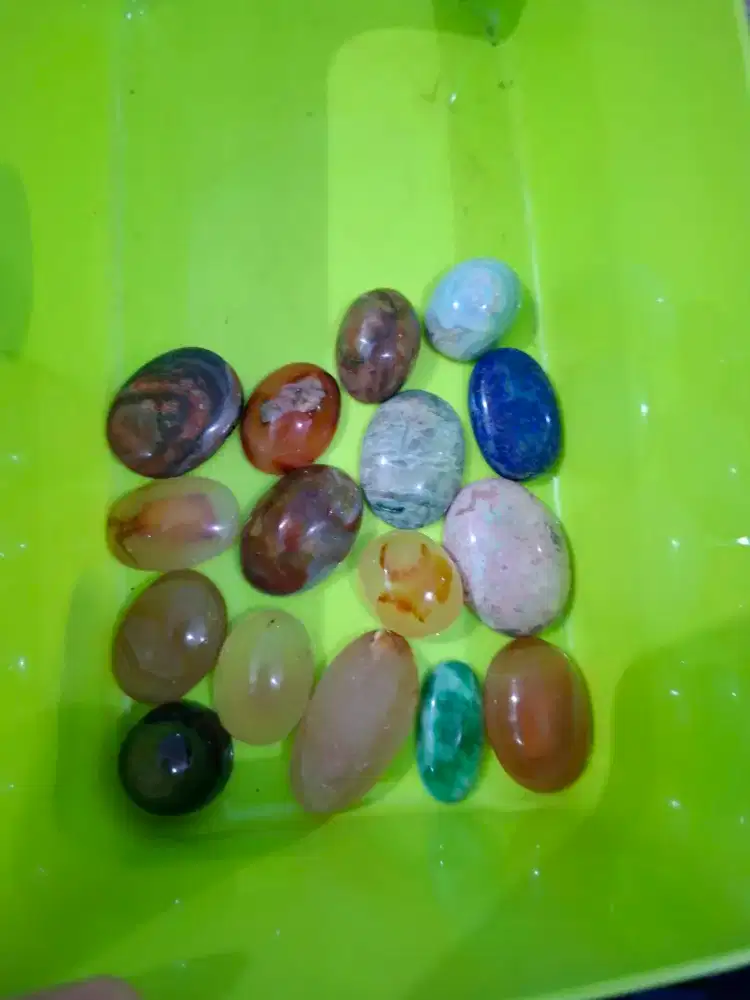 BATU AKIK bervariasi