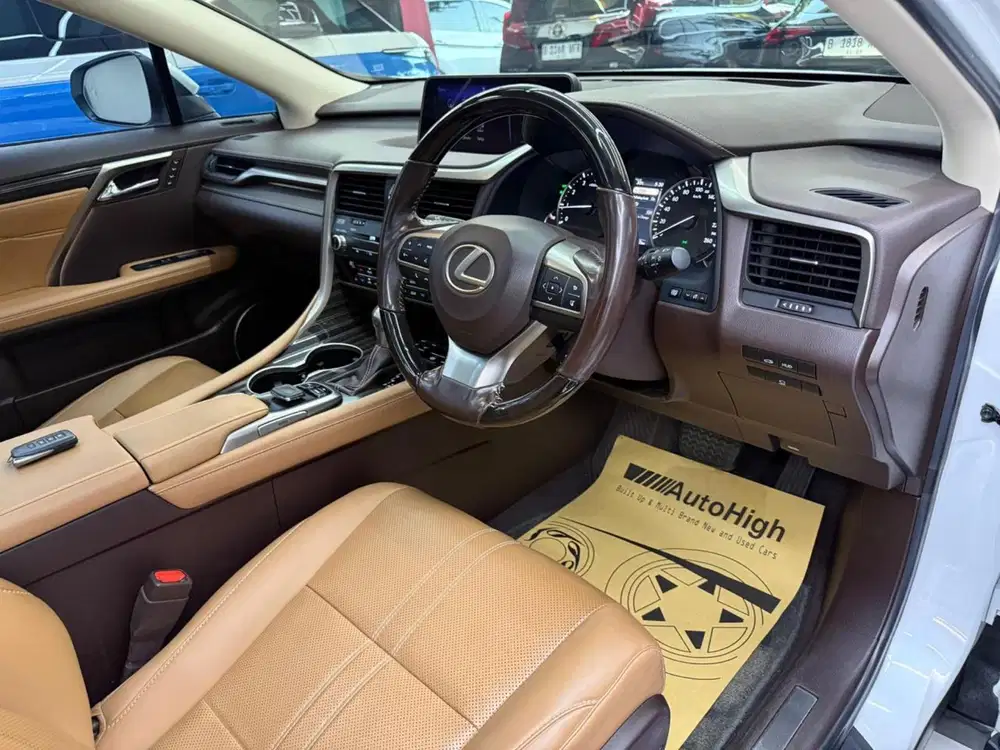 DP10% [Km33.000] RX300 Luxury 2018 White / Reg 2019 #AUTOHIGH