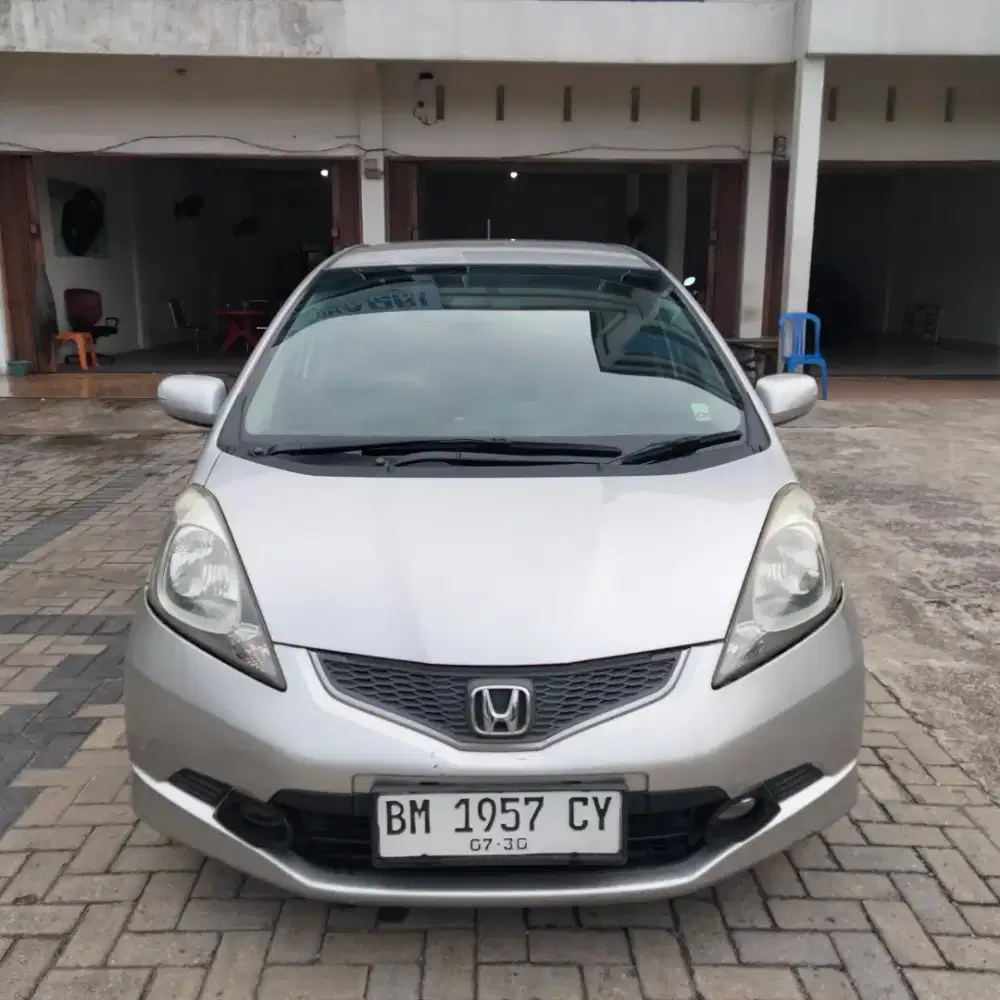 HONDA JAZZ RS METIC