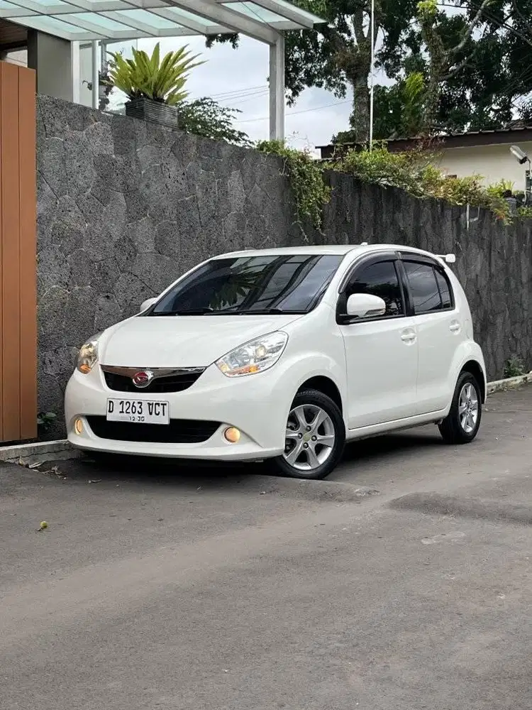 DP 19JT // DAIHATSU SIRION RS 1.3L AT 2013