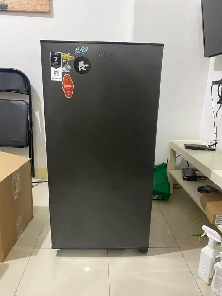 Kulkas 1 Pintu merk Aqua