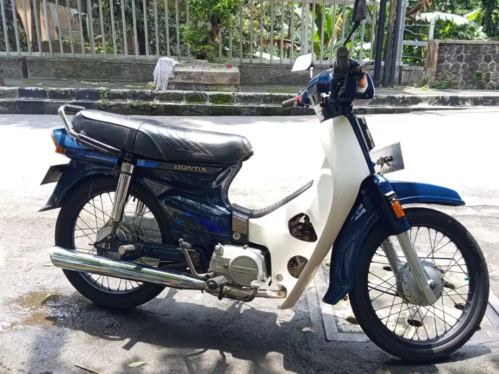 Astrea prima biru