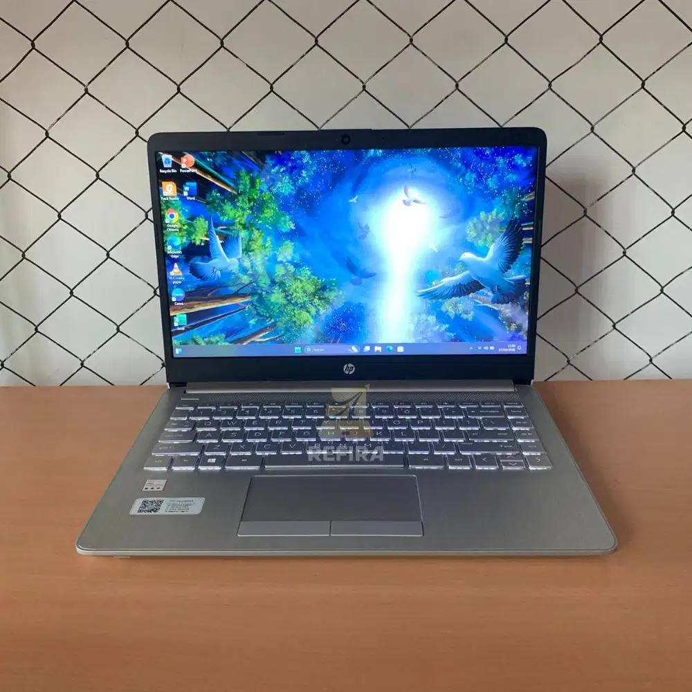 HP Laptop 14S-dk0xxx / AMD A4 9125 / 8GB / SSD 256GB / WIN 11
