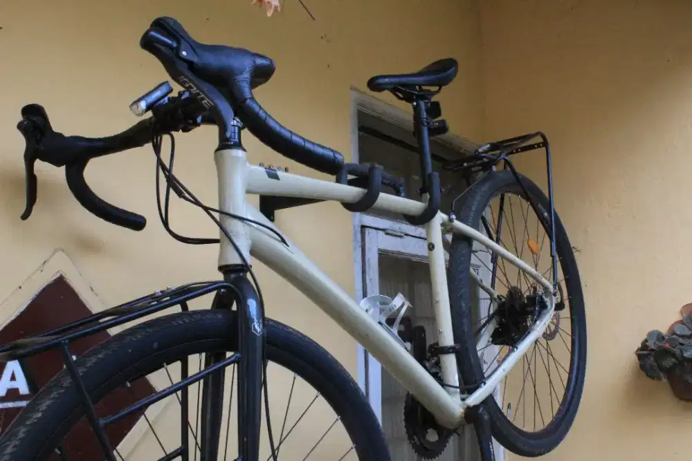 Sepeda Gravel Element FRC 38 (700C)