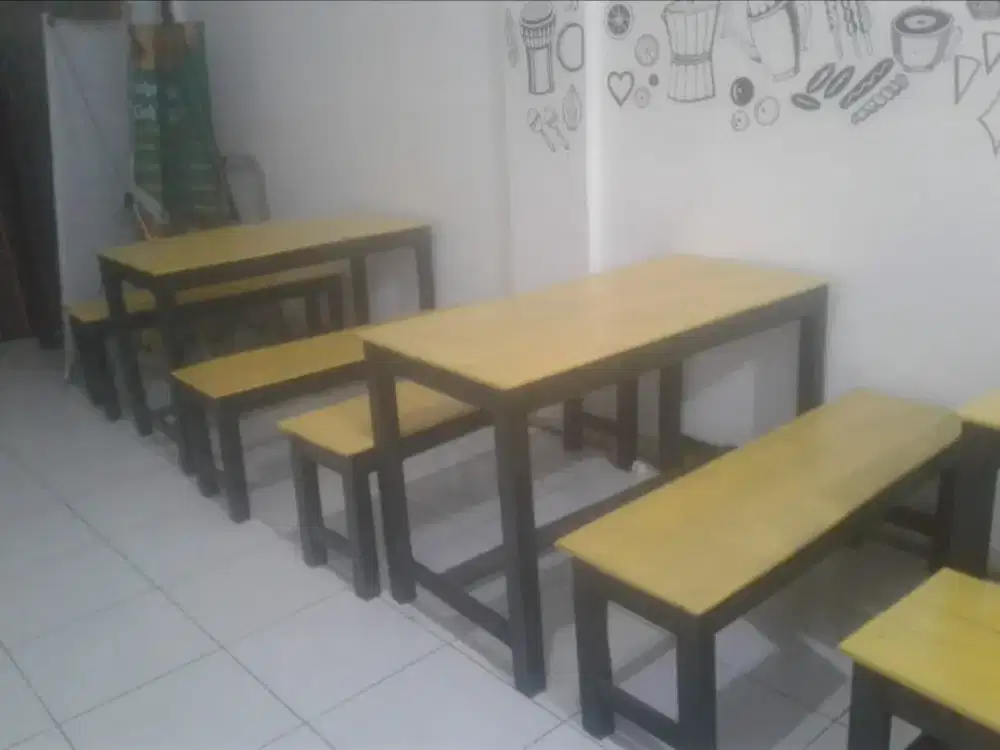 Meja kayu bekas Cafe