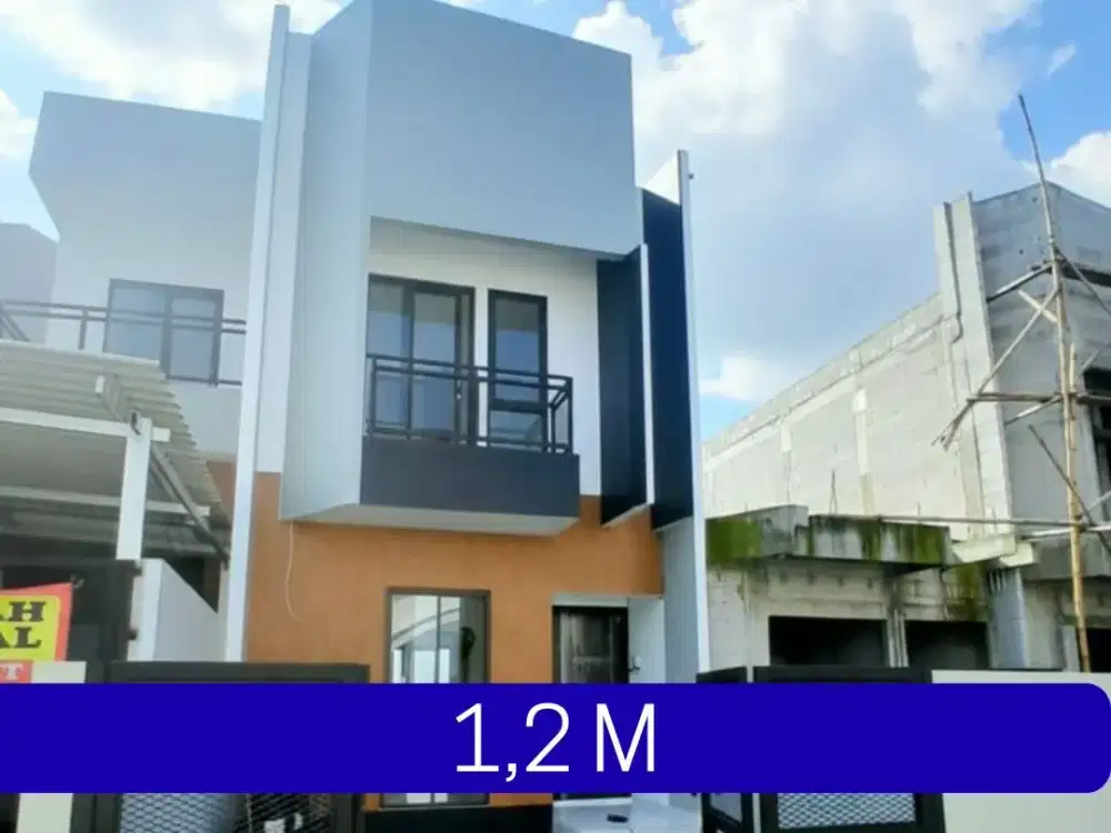 rumah siap huni halaman belakang luas, lokasi dekat perumahan premier estate