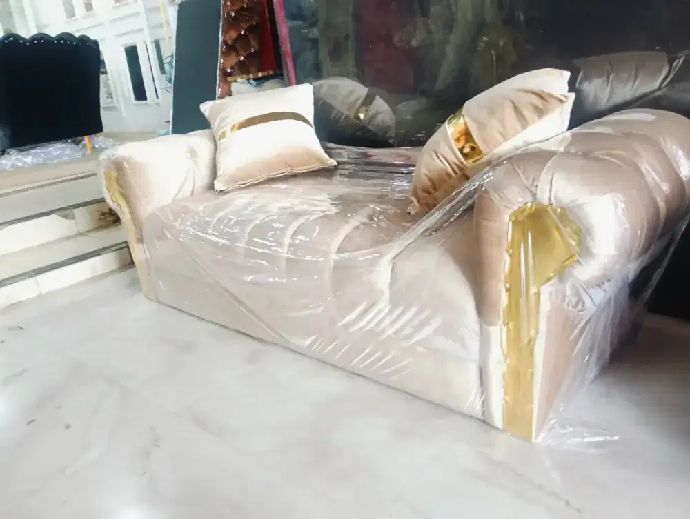 SOFA MINI CANTIK