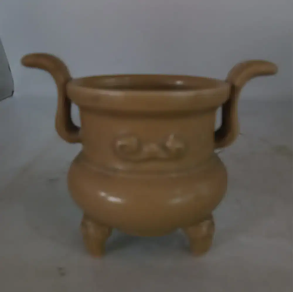 Temoat hio seledon ruyau