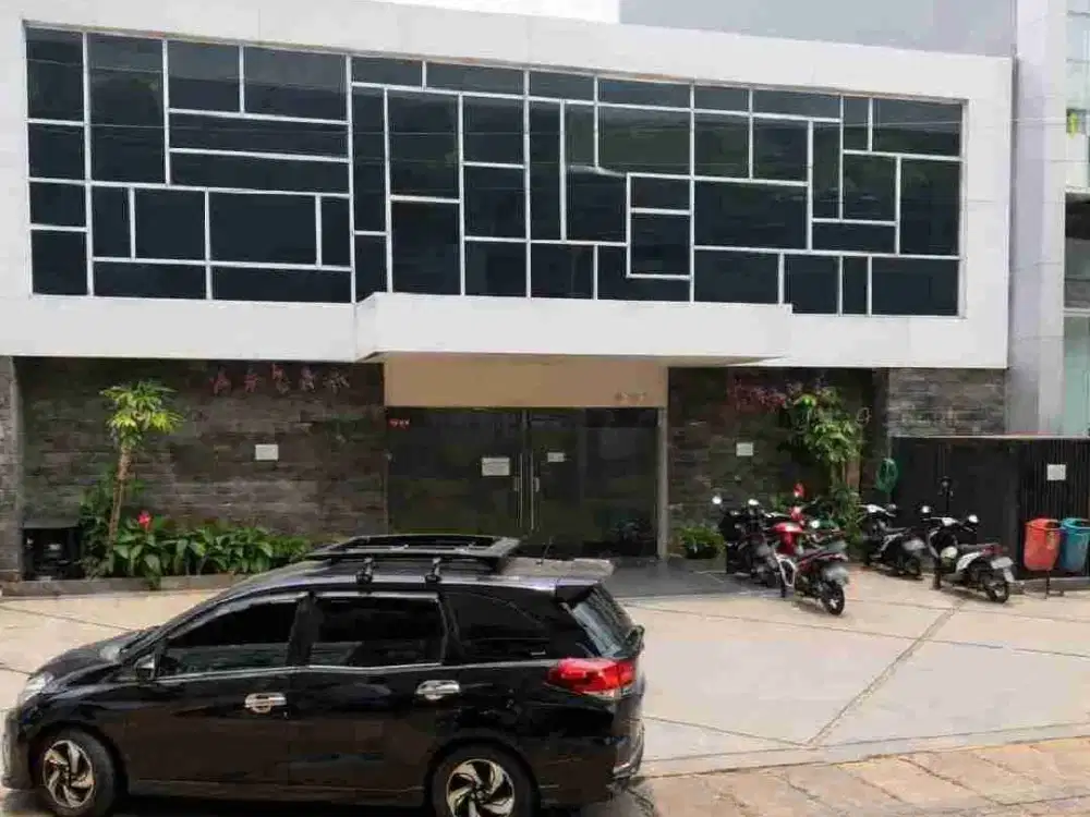 Gedung 2 lt Raya Senopati Kebayoran Baru