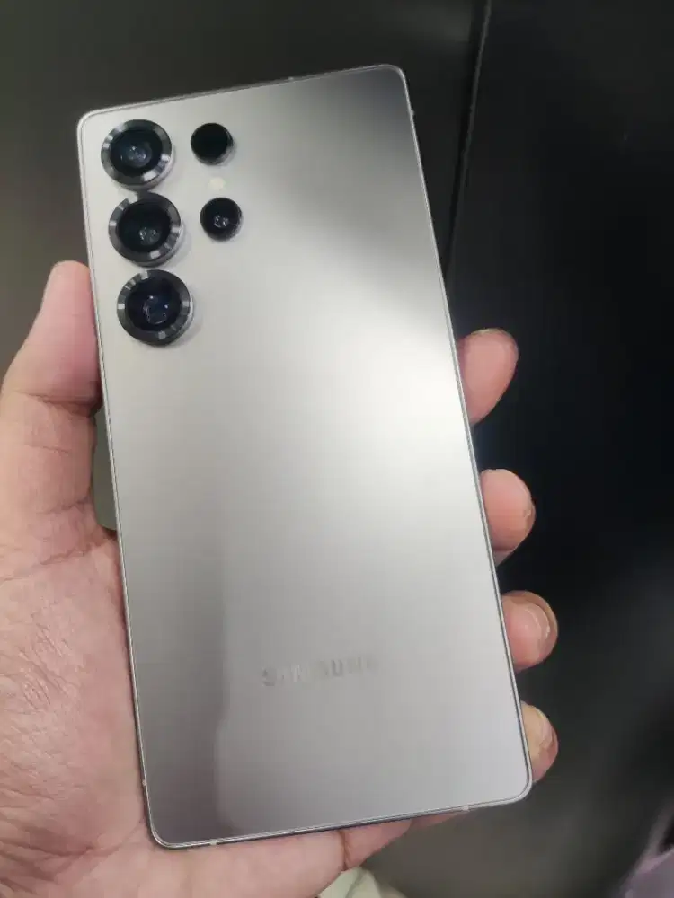 SAMSUNG S25 ULTRA 12/512GB TITANIUM GREY (GARANSI SAMPAI AGUSTUS 2026)